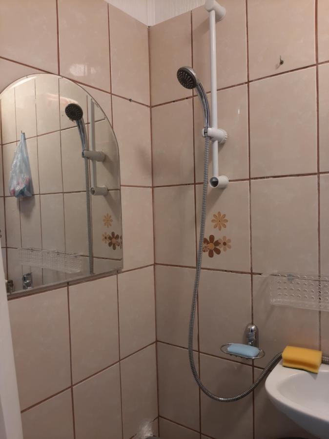 Arti Studio Apartment Brasov Luaran gambar